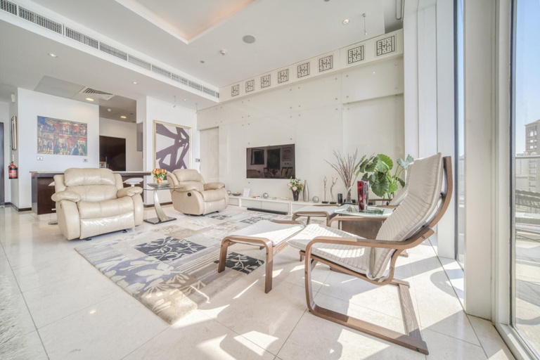 Room 2, Waterfront Sea View Apt w Wow Factor on The Palm, Dubai