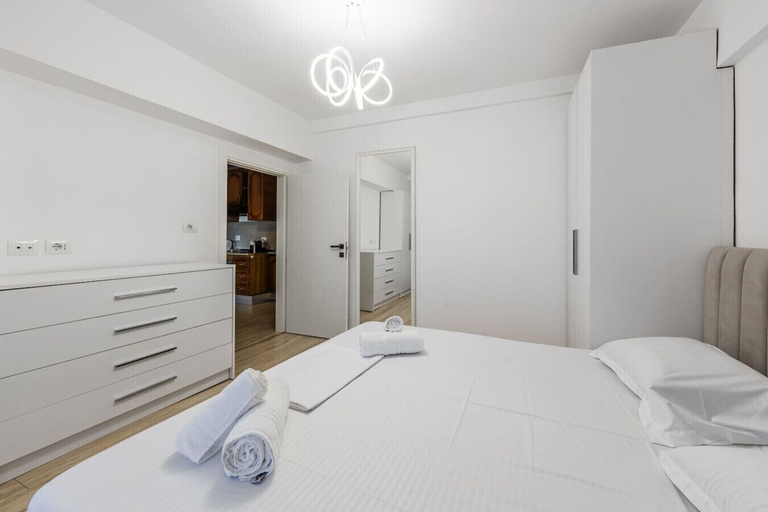 Room 3, Spacious Stay in the Heart of Tirana, Tirana