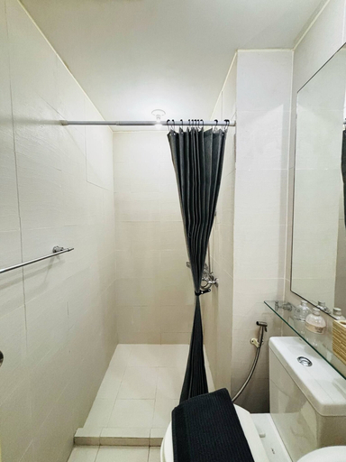 Bathroom 4, Azure Beach Club Paris Hilton, Parañaque