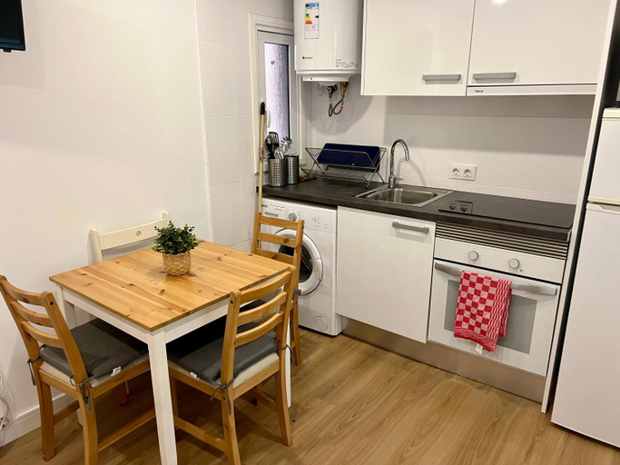 Others 5, Charming and quiet apartments near Barcelona, Barcelona