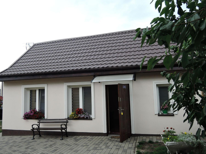 Exterior & Views 1, Family House in Wapnica by Emerald Lake, Kamień