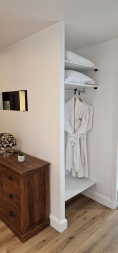 Bedroom, Hotel le Bellevue, Morbihan