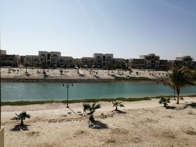 Room 4, One-bedroom With Lagoon View Balcony, Taqah