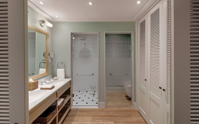 Bathroom 4, Strand Hotel Swakopmund, Swakopmund