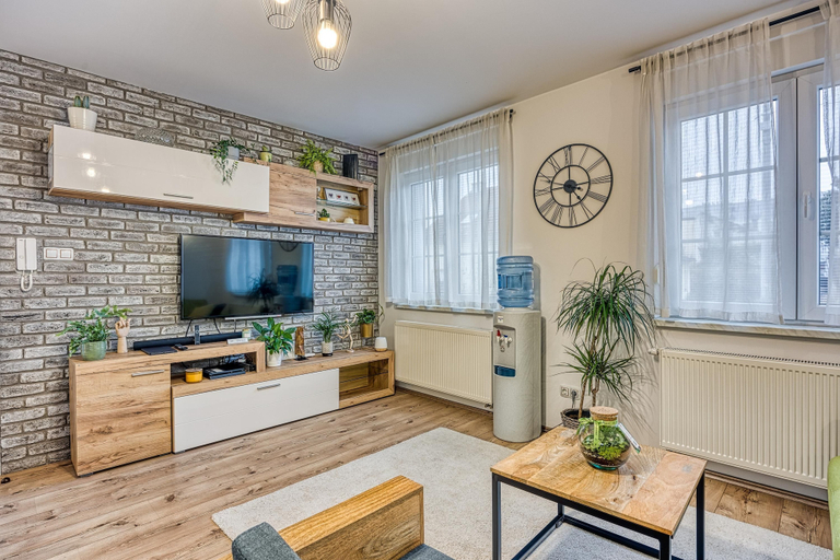 Room 2, Modern Apartment With Bikes and PS4, Zagreb