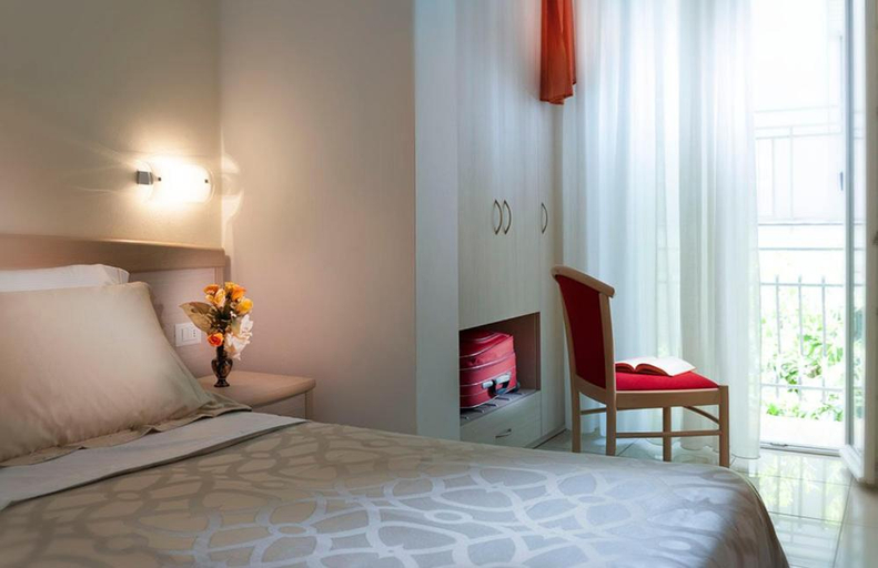 Bedroom 4, Ada, Rimini