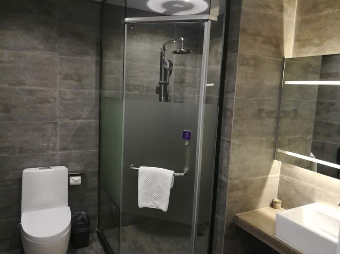 Bathroom 4, Shenggao Hotel Shanghai Disneyland Park Branch, Shanghai