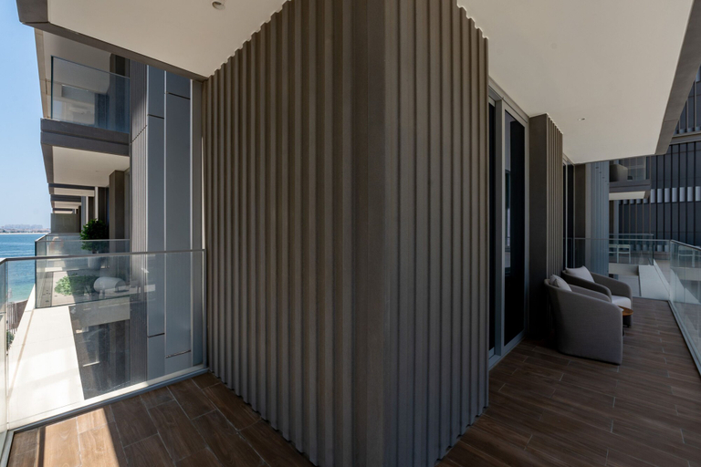 Room 3, Chic 1BR in Emaar Beachfront, Dubai