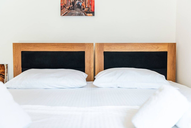 Room 2, Saraci Rooms 2 in Gjirokast r, Gjirokastrës