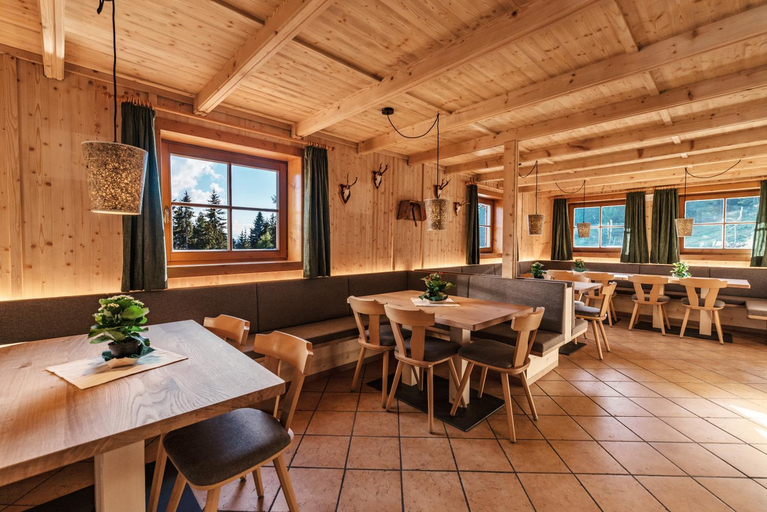 Food & Drinks 4, Oberhauser Hutte Rodenecker - Lusner Alm, Bolzano