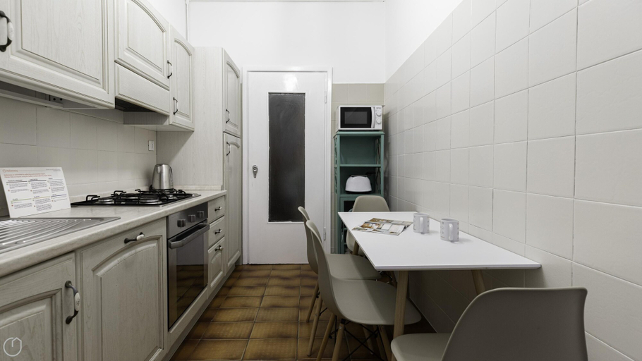 Room 3, Italianway - Uguzzone 21, Milano