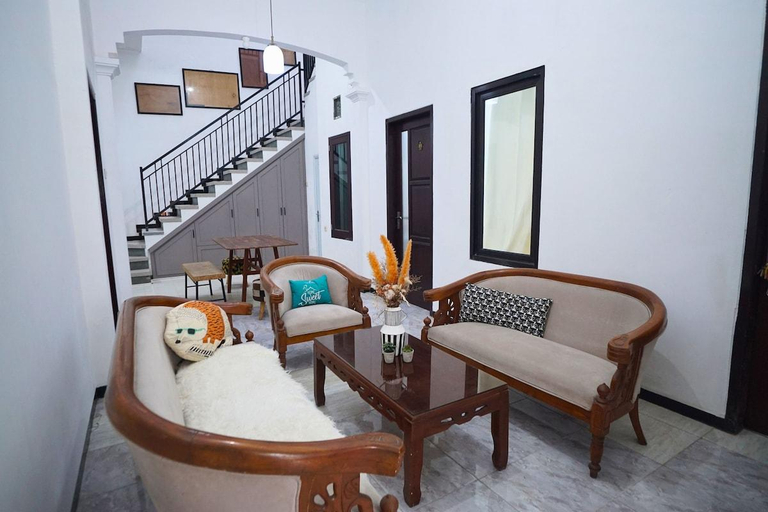 Public Area 4, Casa de Vie Homestay, Malang