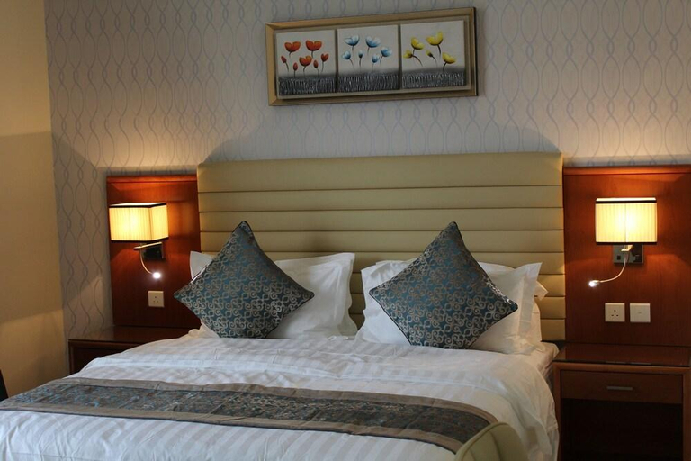 Bedroom 4, Pestana Hotel & Suites 2, Riyadh