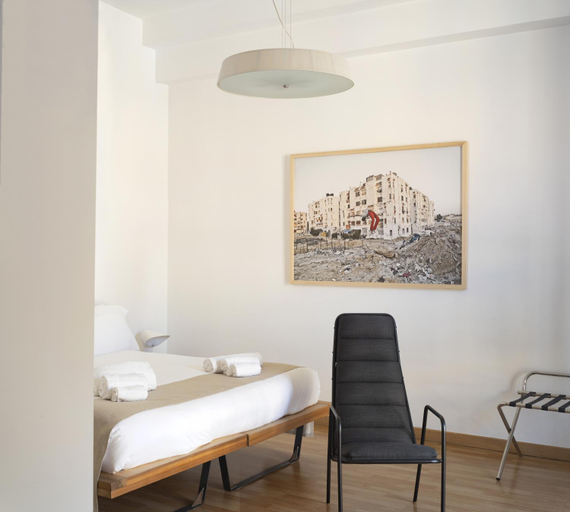 Bedroom 1, Imago Plus Hotel, Bari