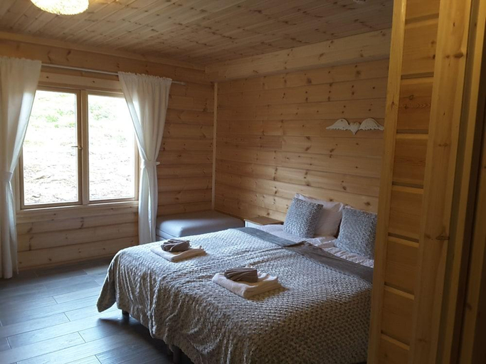 Others 4, Hotel Stundarfridur, Helgafellssveit