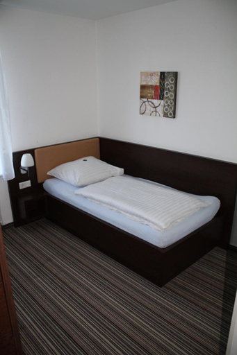 Bedroom 4, Gasthof Hoppe, Soest