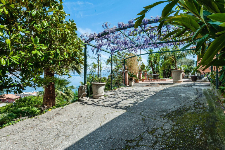 Others 3, Casetta Amelia With Seaview by Wonderful Italy, Messina