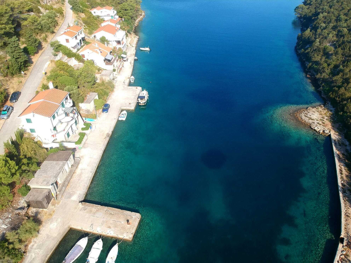 Pool, Cosy Apartment, sea View, Long Island, Croatia, Sali