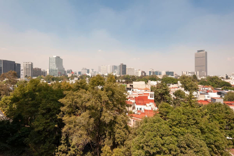 Room 2, w Cozy 2BR w Balcony Near Polanco, Mexico City