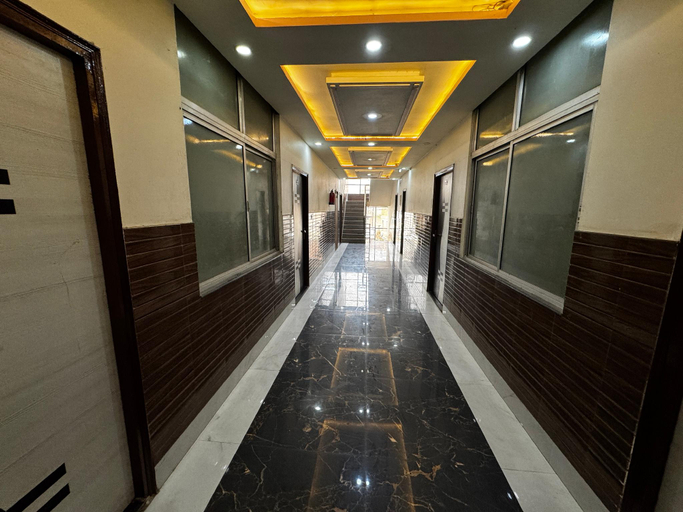 Public Area 5, SHRI KAMAL DHAM, Mathura