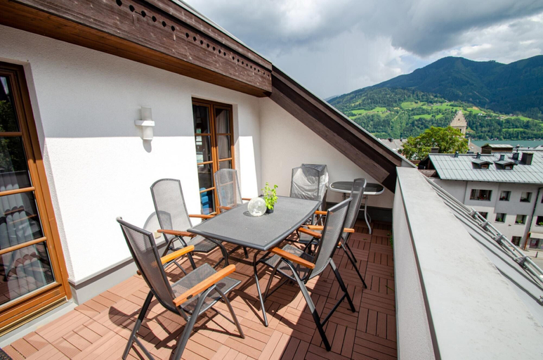 Room 2, Post Residence Apartments 9A Sauna Near ski Lift, Zell am See