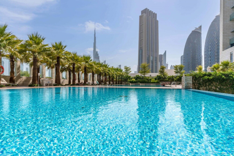 Room 5, Silkhaus Modern Balcony Over Difc Studio Pool, Dubai