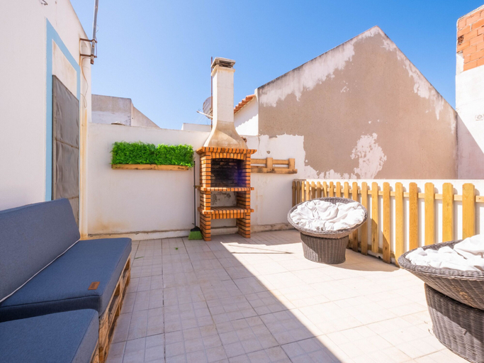 Room 2, Casa P N Areia in Ferrel, Peniche