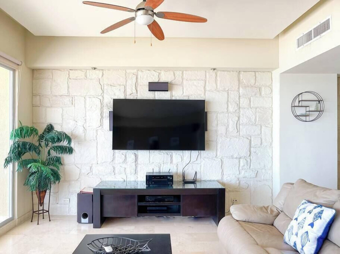 Room 5, Stylish Condo With Serene Beach Infinity Pool, Puerto Peñasco