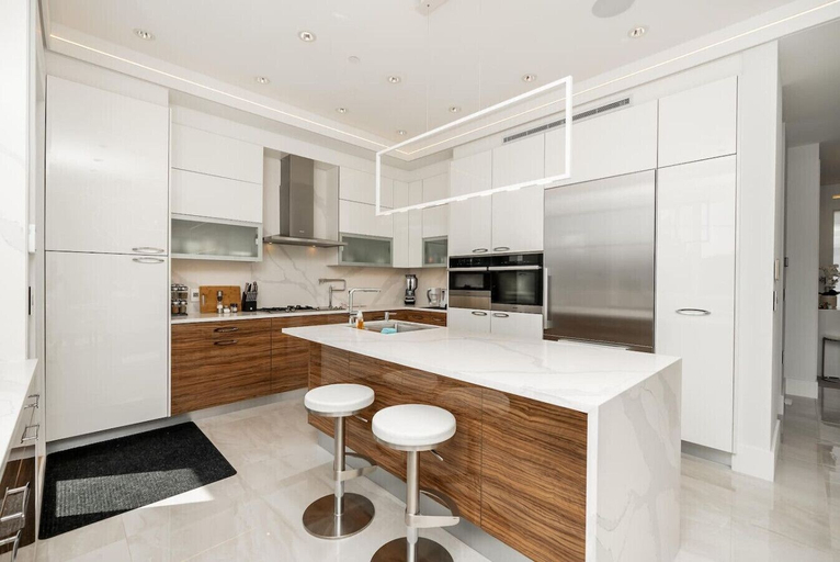 Room 3, Centrally-located Luxury Home With Views Cinema, Greater Vancouver