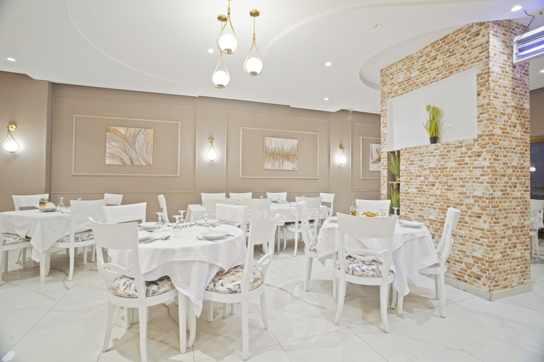 Food & Drinks 5, Hotel Donia Sfax, Sfax Ouest