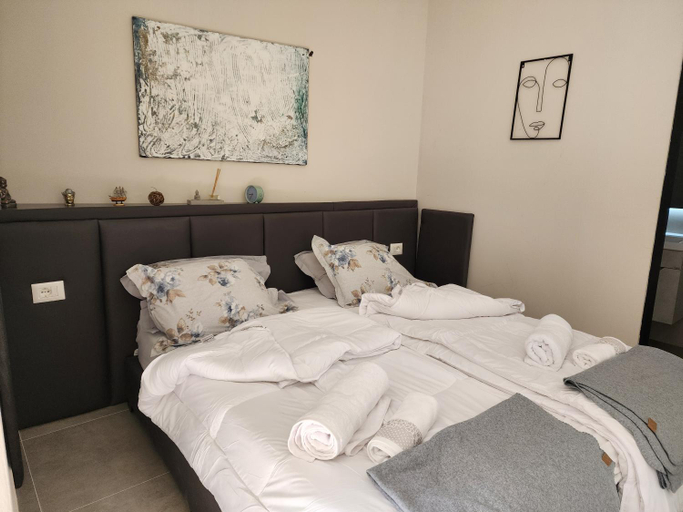 Others 5, Apartament Tirana Contact, Tiranës