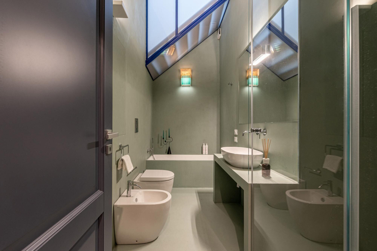 Others 3, Porta di Castro Design Apartment With Terrace, Palermo
