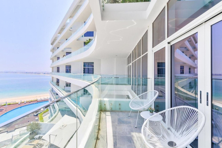 Room 3, Mina Azizi - 422 2BD, Dubai