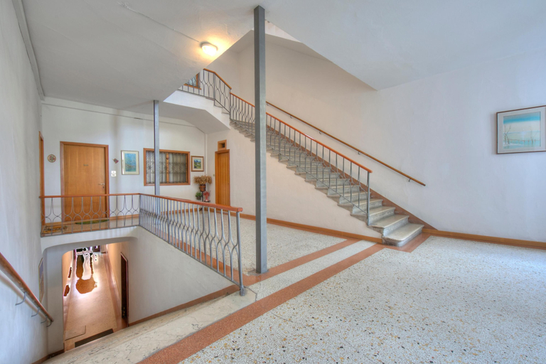 Room 5, Muri Di Arco in Arco, Trento
