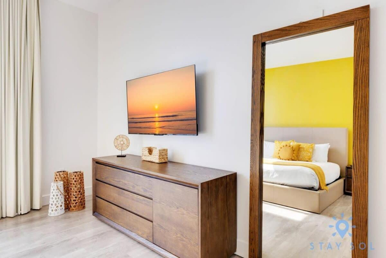 Bedroom 3, Lovely Apartment - Hollywood Beach - Rooftop Pool, Broward