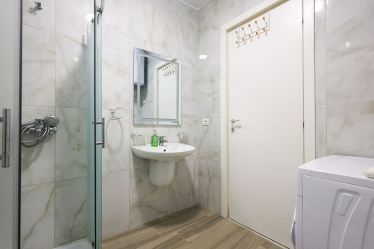 Room 3, Sanpietro Vacation Apartment 044, Durrësit