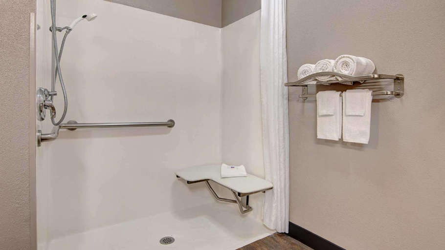Bathroom 4, Motel 6-Richland, WA - Kennewick, Benton