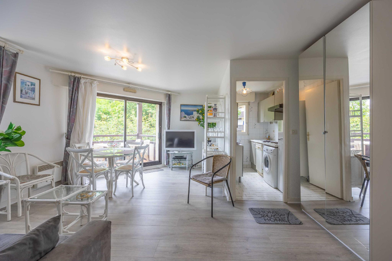 Others 4, Cosy apt with parking & balcony - 4P - Deauville, Calvados