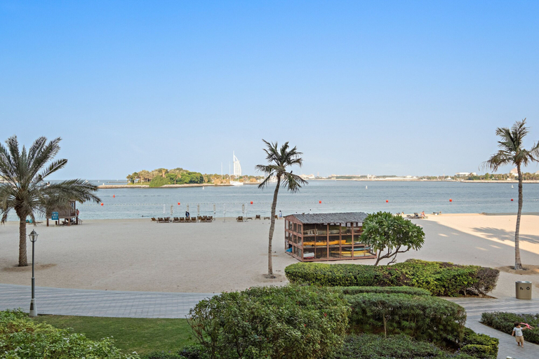 Room 4, Al Sultana - 107 1BD, Dubai