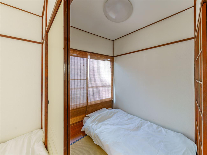 Bedroom, YADOYA Chigusacho traditional house in Asakusa, Taitō