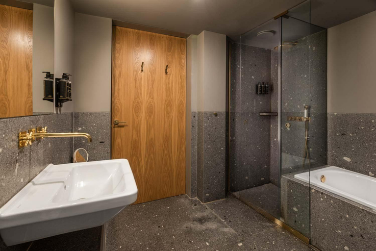 Bathroom 5, Santa Luzia ArtHotel., Braga