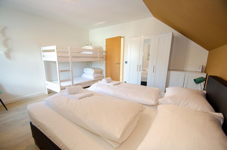 Room 4, Post Residence Apartments 12B Terrace Near Skilift, Zell am See