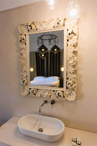 Bathroom 5, Palazzo Conti Camere & Suites, Ragusa