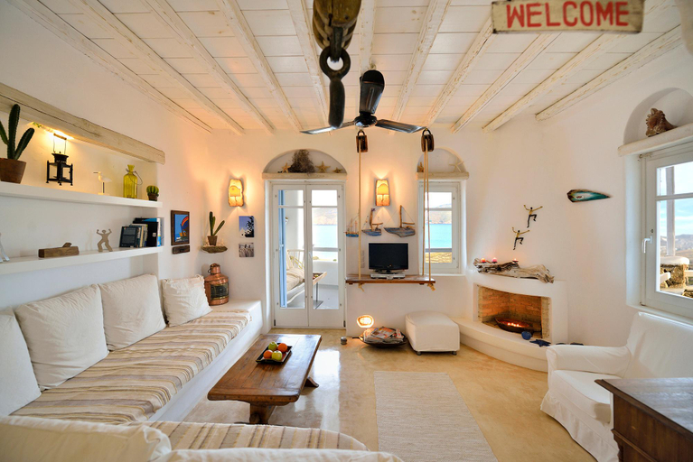 Public Area, Villa Princess 5 4Bed with Small Tub Panormos Beach, South Aegean