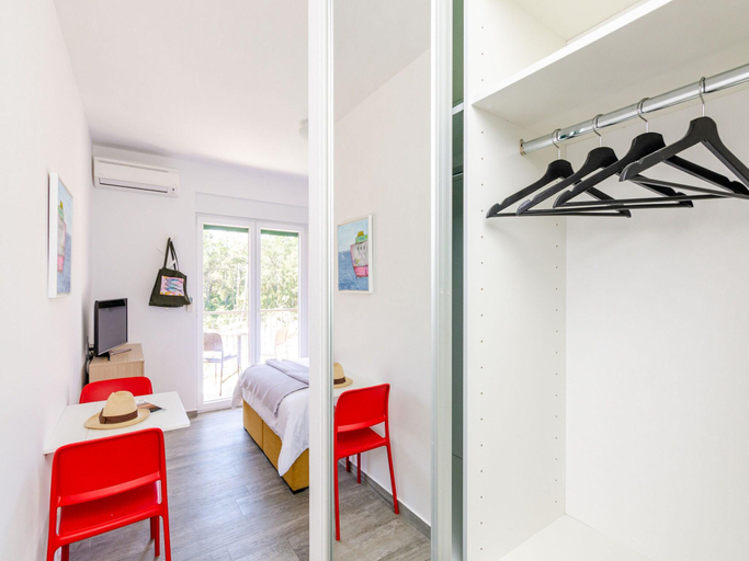 Bedroom 2, Apartments Villa Lukas - No.6 Studio Apartment with Balcony and Sea View, Konavle