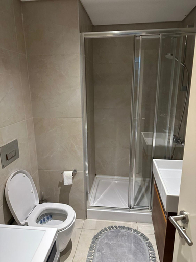Bathroom, Golden beam, Beyoğlu