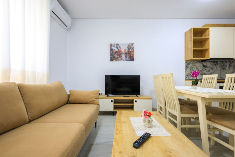Room 4, Sanpietro Vacation Apartment 044, Durrësit