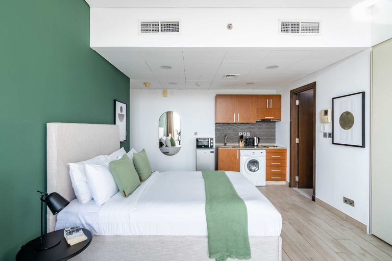 Room 3, Silkhaus Modern Burj Khalifa View Balcony Difc, Dubai