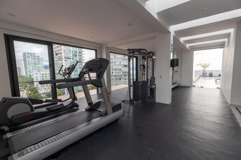 Room 3, 3 Adults or 2 Adults 2 Kids 1 Block From Ocean A Location, Puerto Vallarta