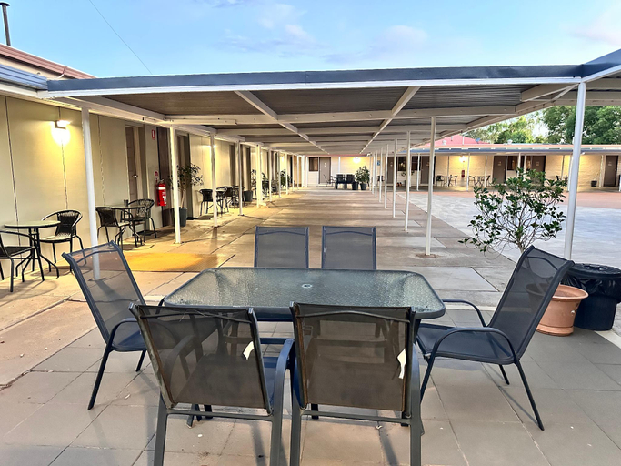 Public Area 3, Charleville Motel, Murweh
